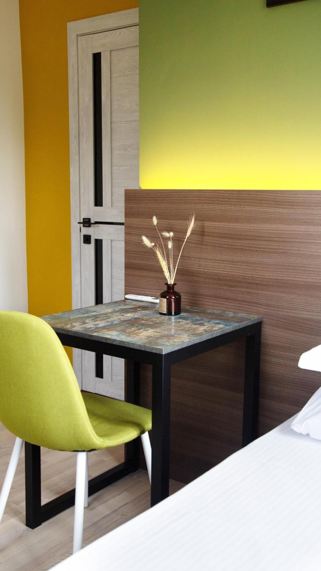 People Guest House Бішкек Екстер'єр фото